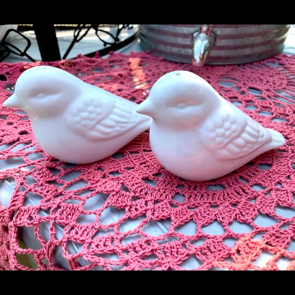 Other - White Bird Salt & Pepper Shakers